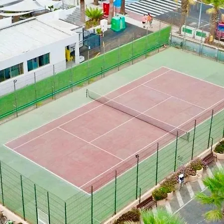 Bluebird Luxury In Americas